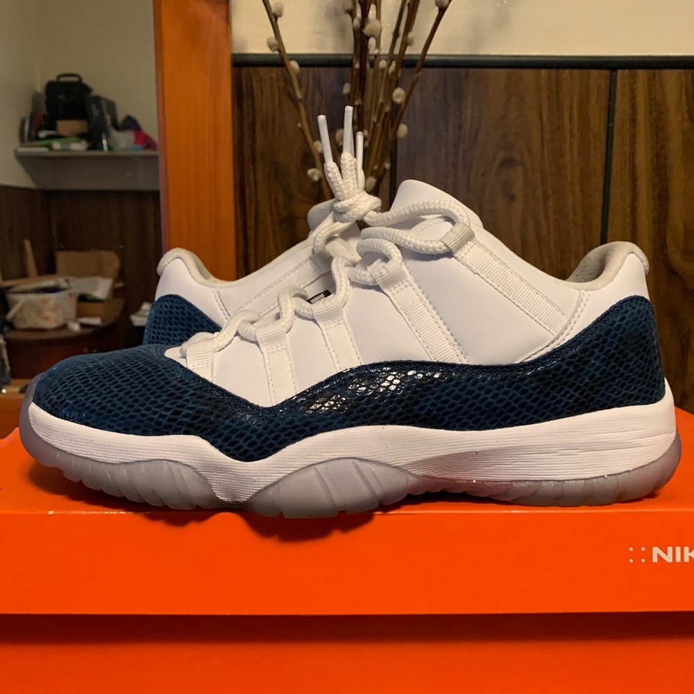 Jordan 11